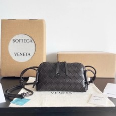 보테가 베네타 인트레치아토 콘서트 백